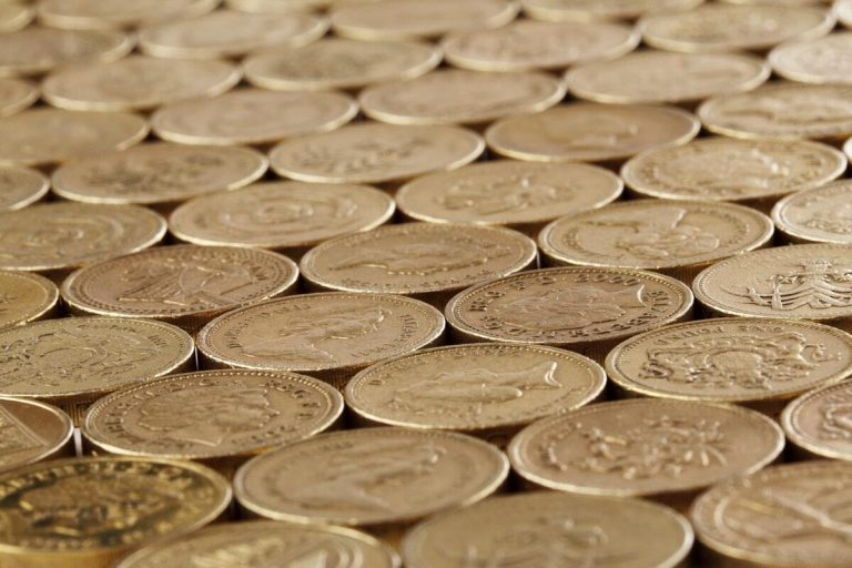 Paying dividends the tax efficient way